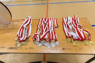 Bild 2 - wBJ NFV Futsalmeisterschaft